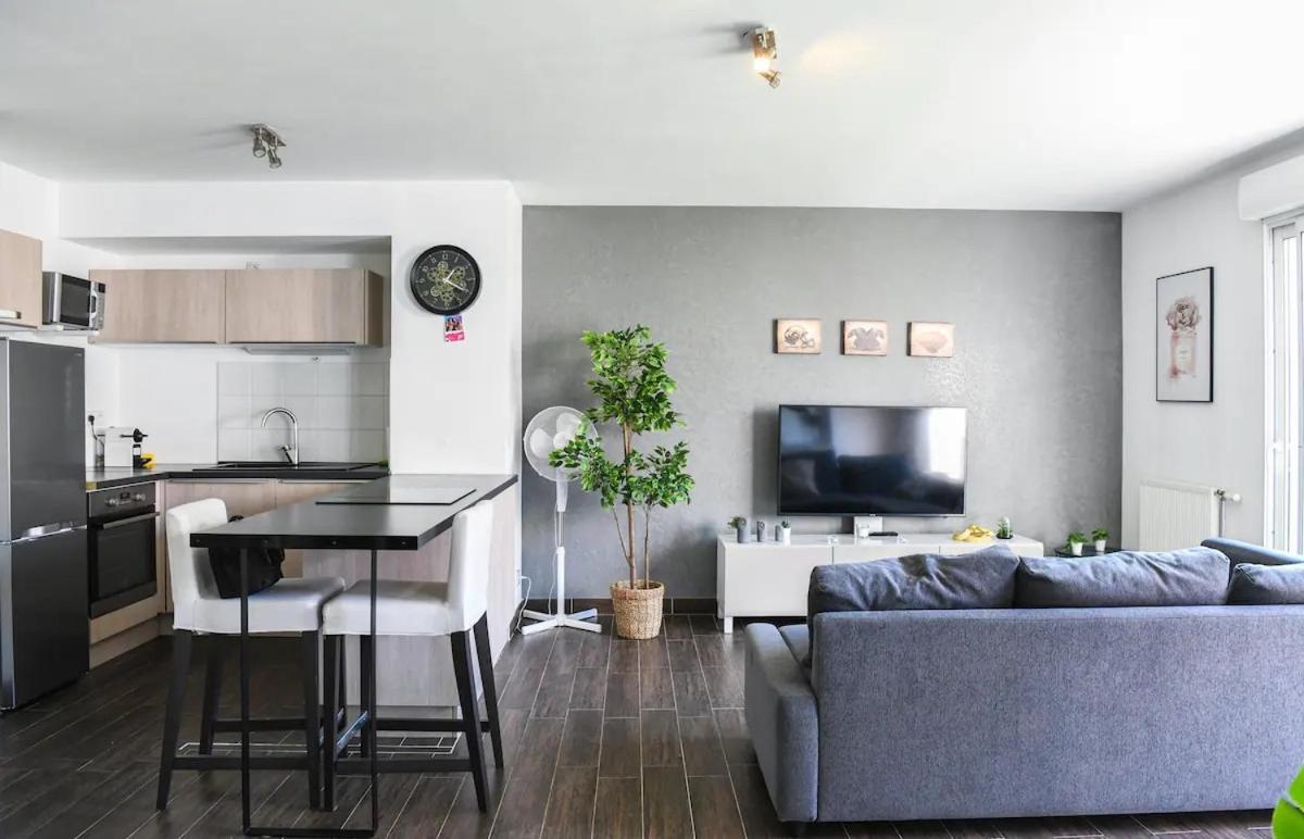 Superbe Appartement Avec Terrasse, Piscine & Parking Prive A מרסיי מראה חיצוני תמונה